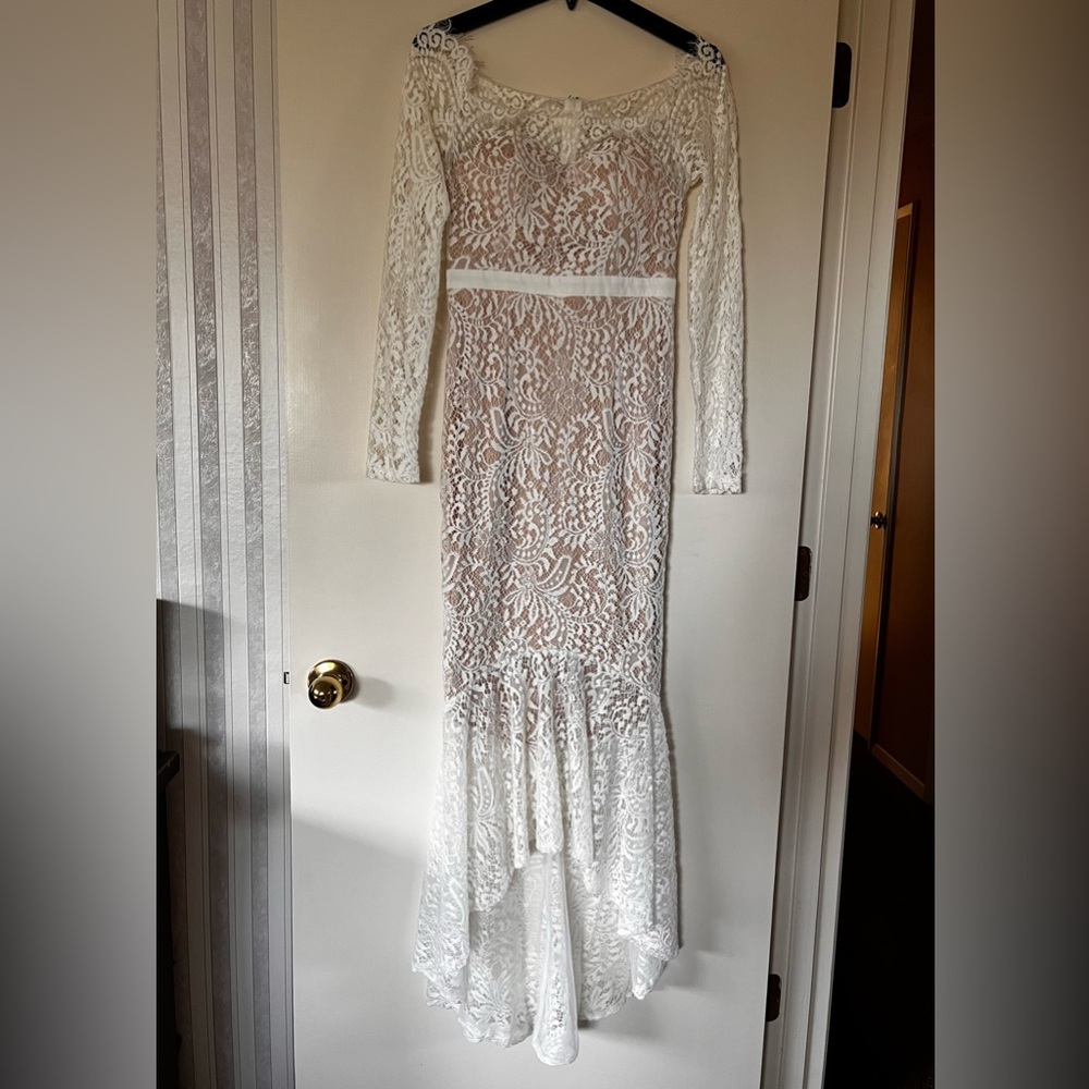 White off the shoulder lace dress - Size Small